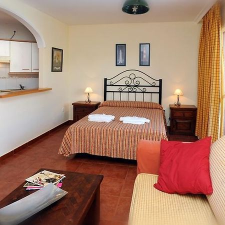 Apartamentos Leo Islamar Islantilla Exterior photo