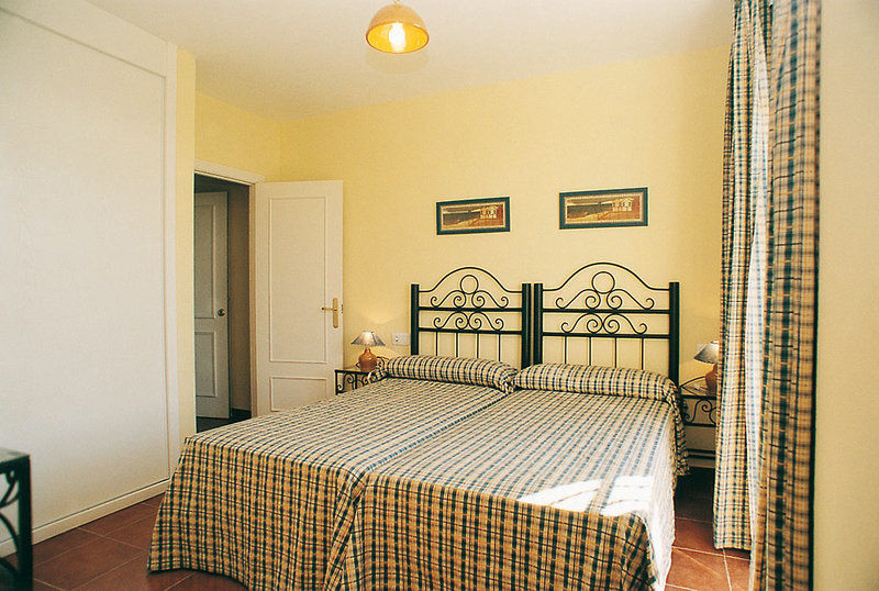 Apartamentos Leo Islamar Islantilla Exterior photo